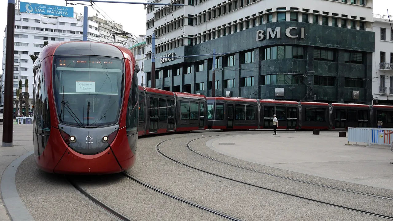 Casablanca tram in front of an office building